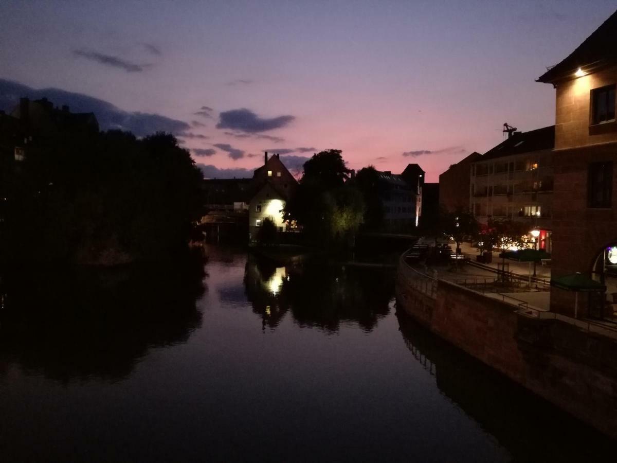 Ferien - Und Messewohnung Am Woehrder See Neurenberg Buitenkant foto